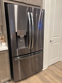 LG ThinQ French Door Refrigerator