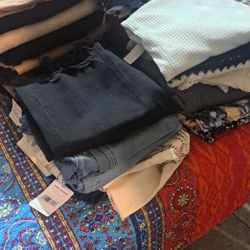 Lot of brand new clothes womens 