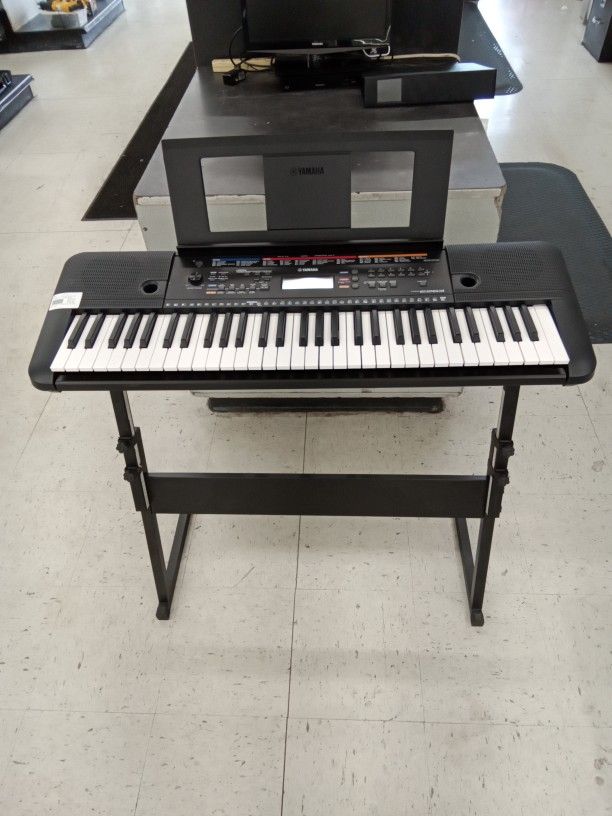 Yamaha Keyboard