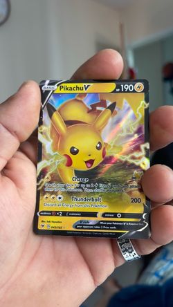 Pikachu V Pokémon Card 043/185 Holo