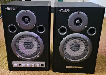 Edirol MA-10D Digital Stereo Micro Monitors / Powered Speakers
