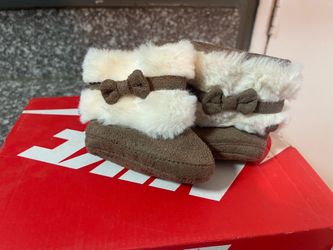 Baby girl boots