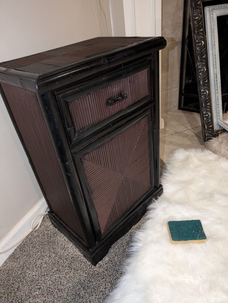 Mid Century Bamboo and Wood End Table