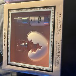 Ariana Grande Perfume