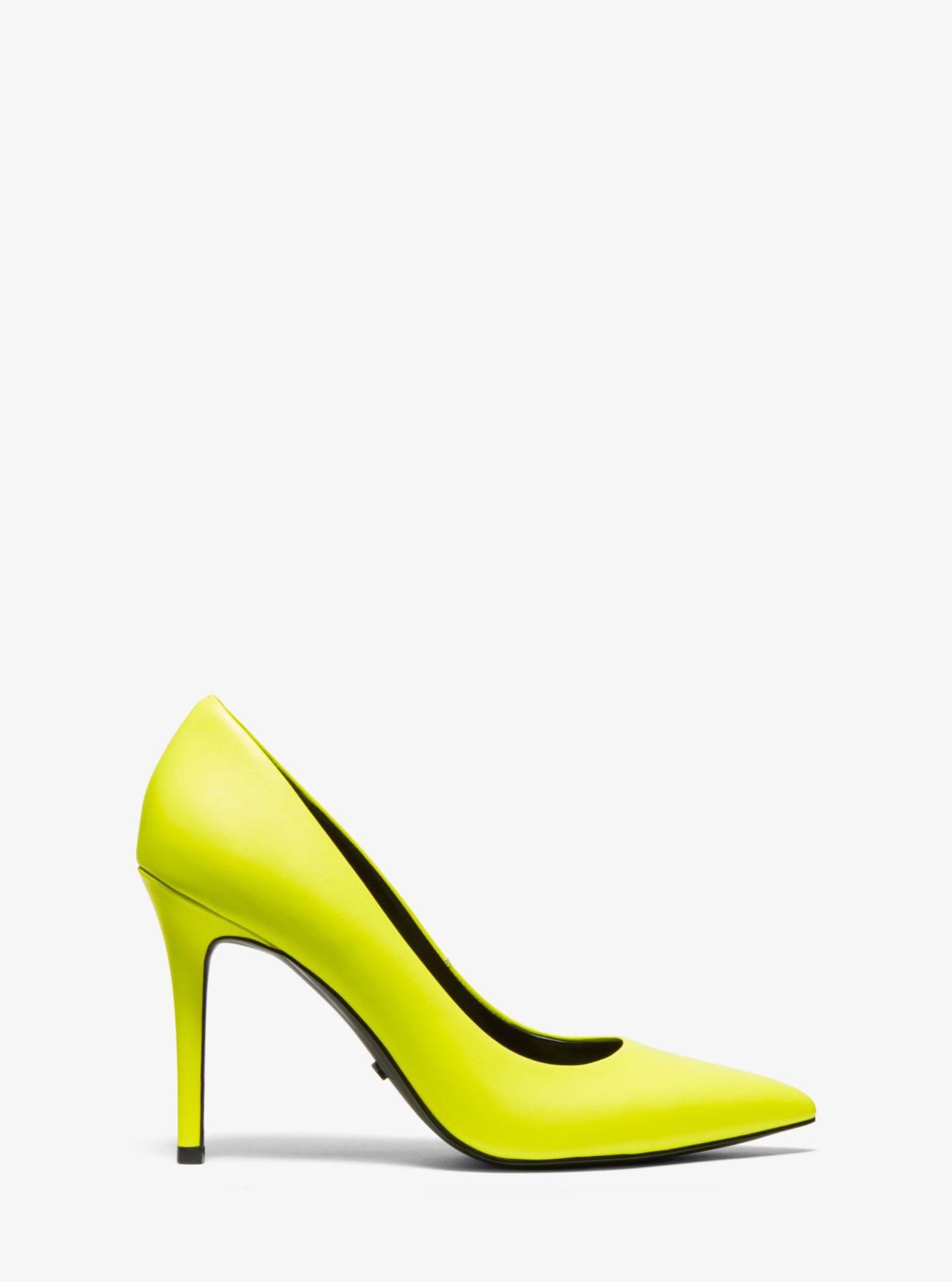 NWT michael kors women shoes size 8.5 Neon Yellow Claire Pointy Toe Leather pump