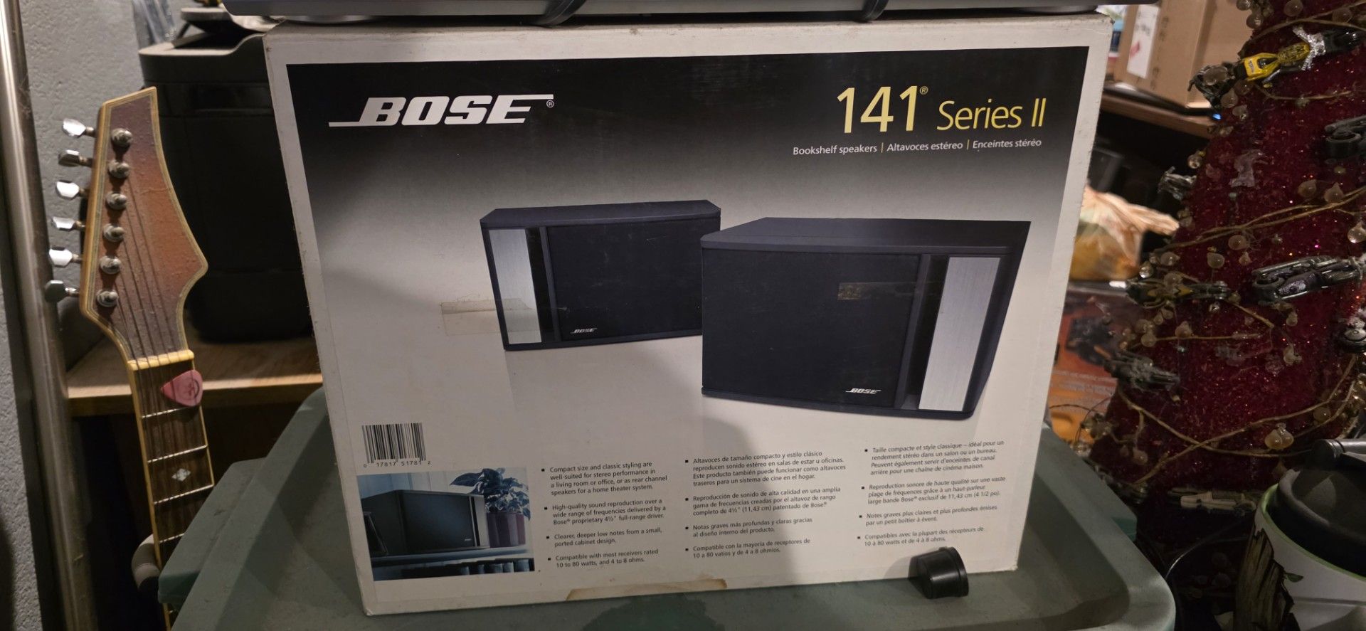 BOSE 141 SREIES II BOOKSHELF SPEAKERS BRAND NEW IN FACTORY SEALED BOX
