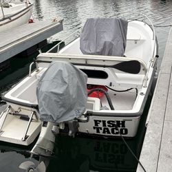 Boston Whaler Dauntless 13  w/trailer