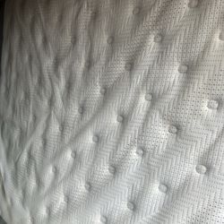 New 11 inch thick mattresses! King size $399