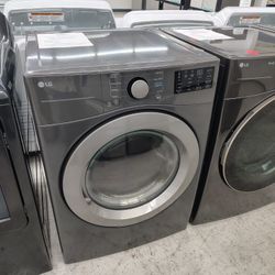 $729(MSRP$1249, Save $520) LG Stackable Gas Vented in Middle Black With Sensor Dry And FlowSense 