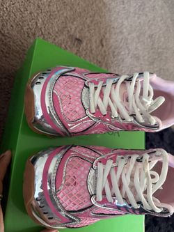 pink and white bottega venta shoes