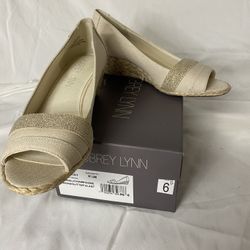 Aubrey Lynn Wedges Size 6.5