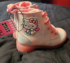 Hello Kitty Girls Iridescent Pink Boots