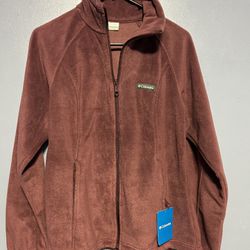 NEW-Women’s Columbia Fleece jacket 