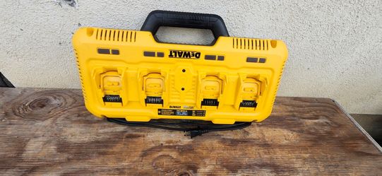 Dewalt rapid charger tool