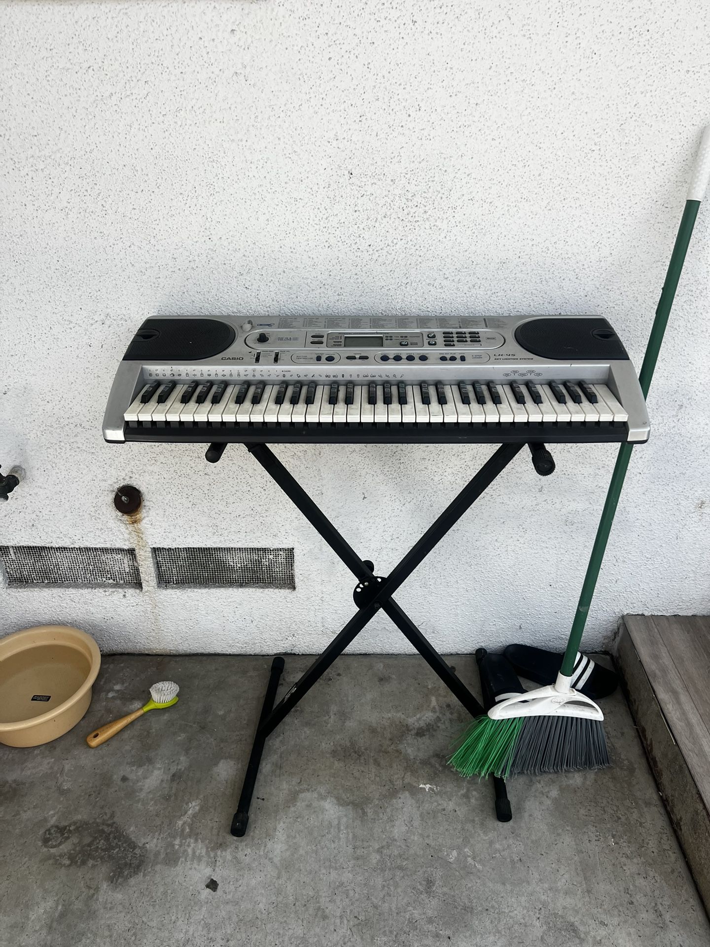 Piano/Keyboard