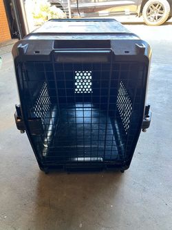 Dog kennel