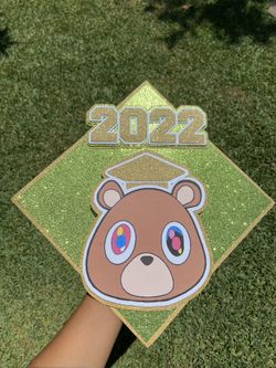 Kanye Graduation Topper