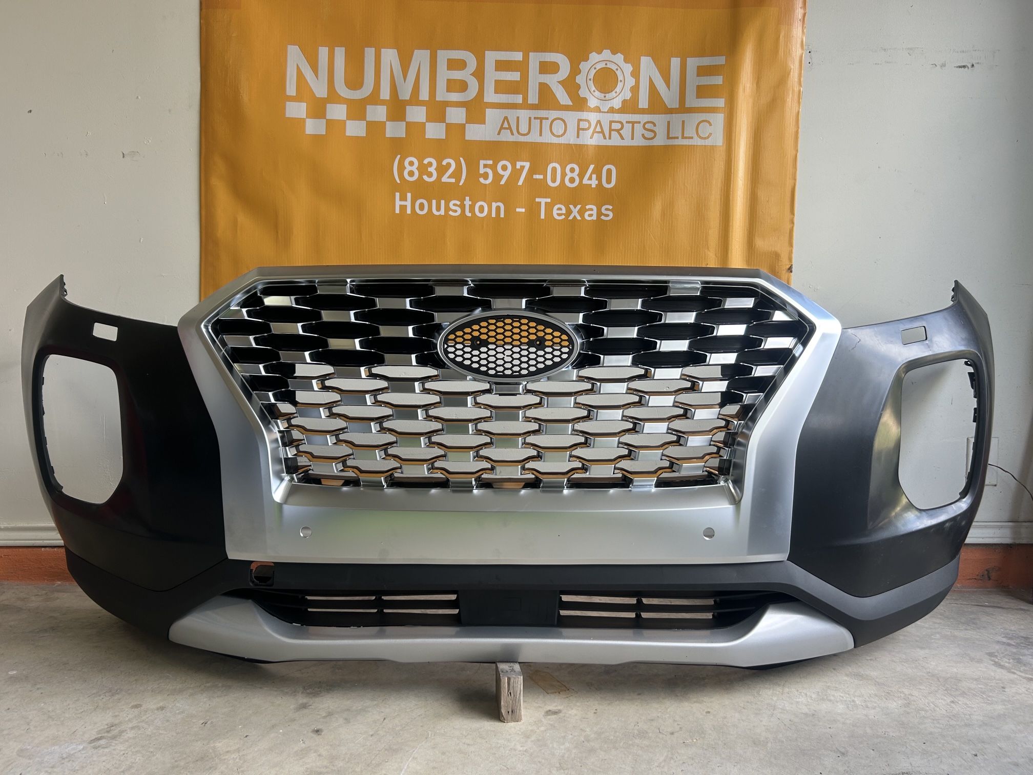 Fits 2020 2021 2022 Hyundai Palisade Front Bumper Complete  10055 Belknap Rd, Sugar Land, TX 77498  832**597**0840 