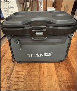 Arctic Zone Titan Pro 40 Can Iceless Zipperless Collapsible Cooler Like New