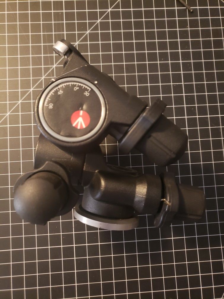 Manfrotto 410 Junior Geared Head with Quick Release Plate LIKE NEW

