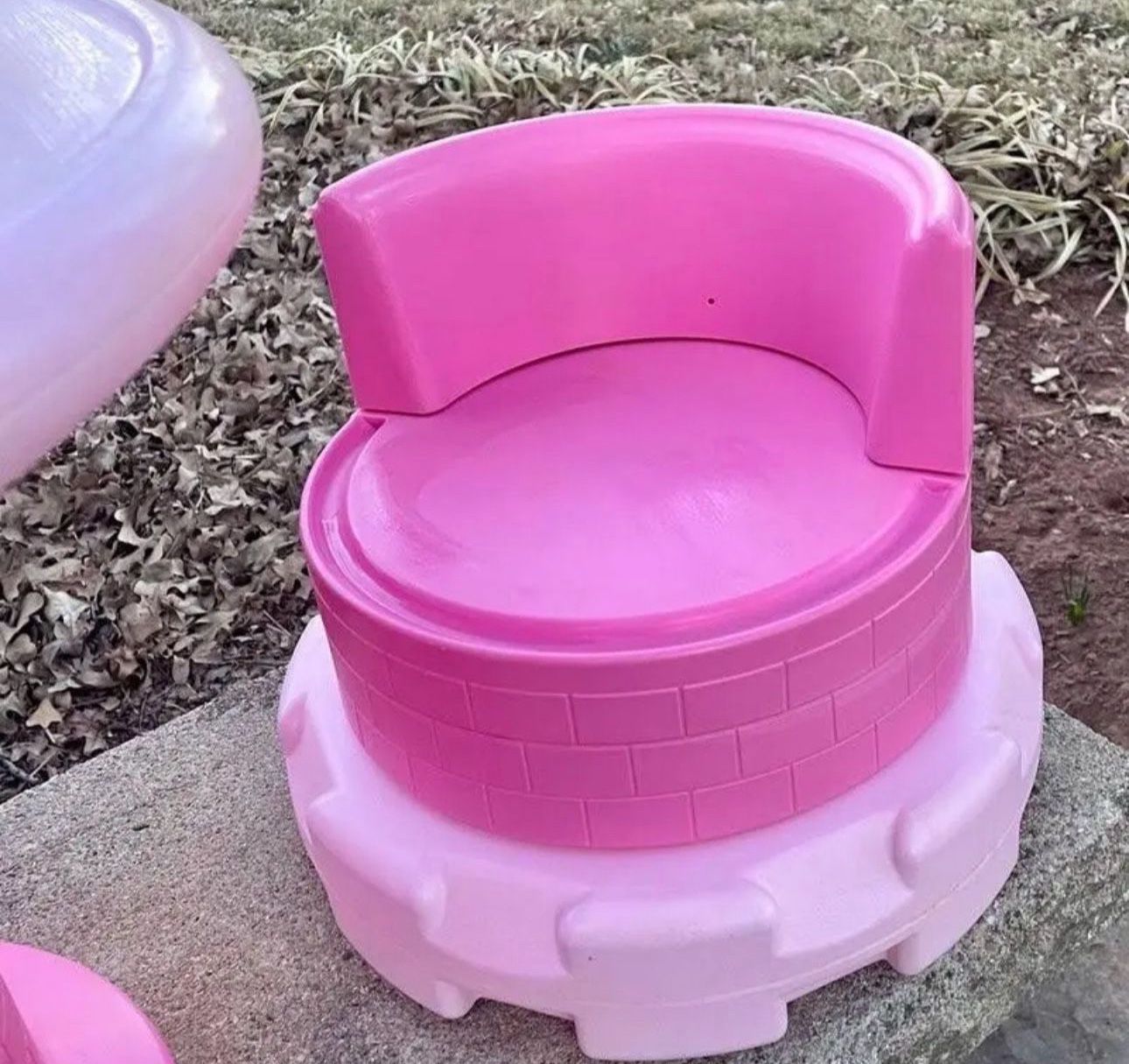 KIDS ONLY" Brand PRINCESS 2 Chairs - Toys & Collectibles