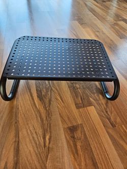 Laptop monitor stand riser