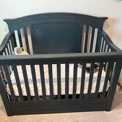 Crib And Mattress 