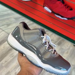 Jordan 11 Low ( Cool Grey)
