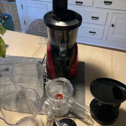 Slowstar Tribest Juicer