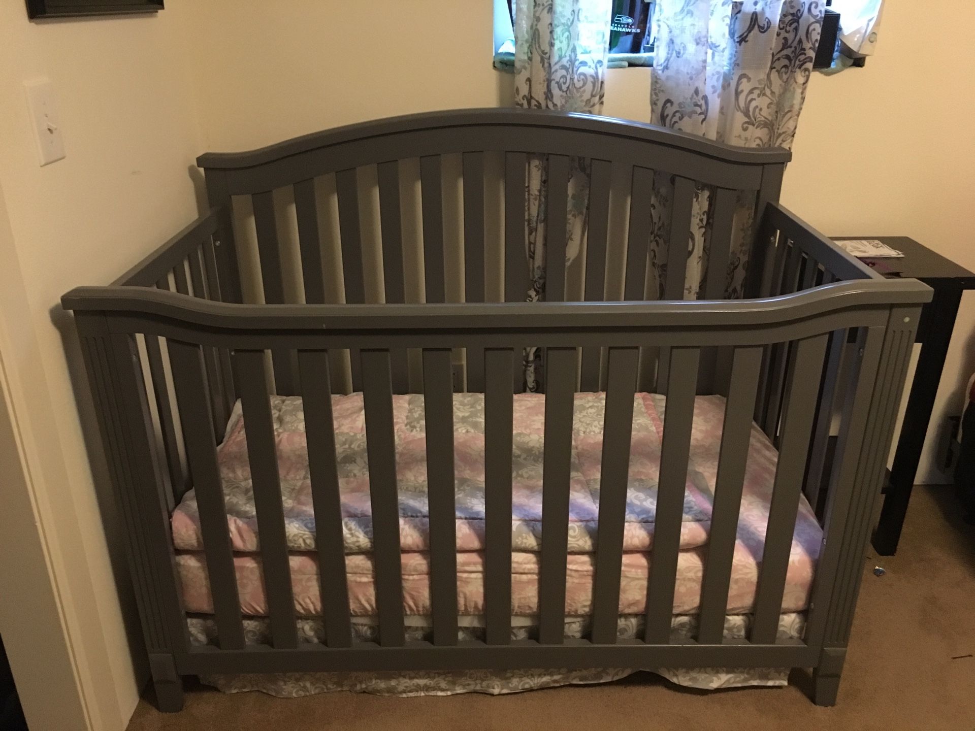 Baby crib