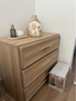 Light oak nightstands