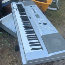 Yamaha Piano