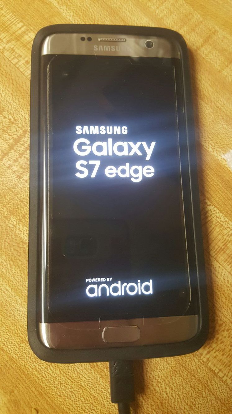 Flawless GOLD att/cricket Samsung Galaxy s7 Edge 32gb waterproof