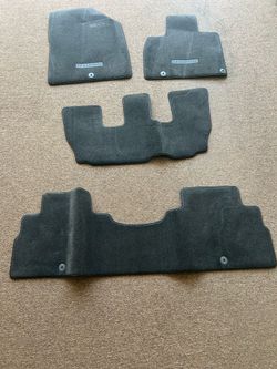 2025 Kia Telluride OEM Carpet Floor Mats – Complete Set (Black)