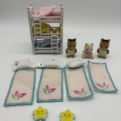 Calico Critters Triple Baby Bunk Beds With 2 Squirrels & Cat + Accessories 