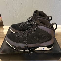 Air Jordan 9 Retro