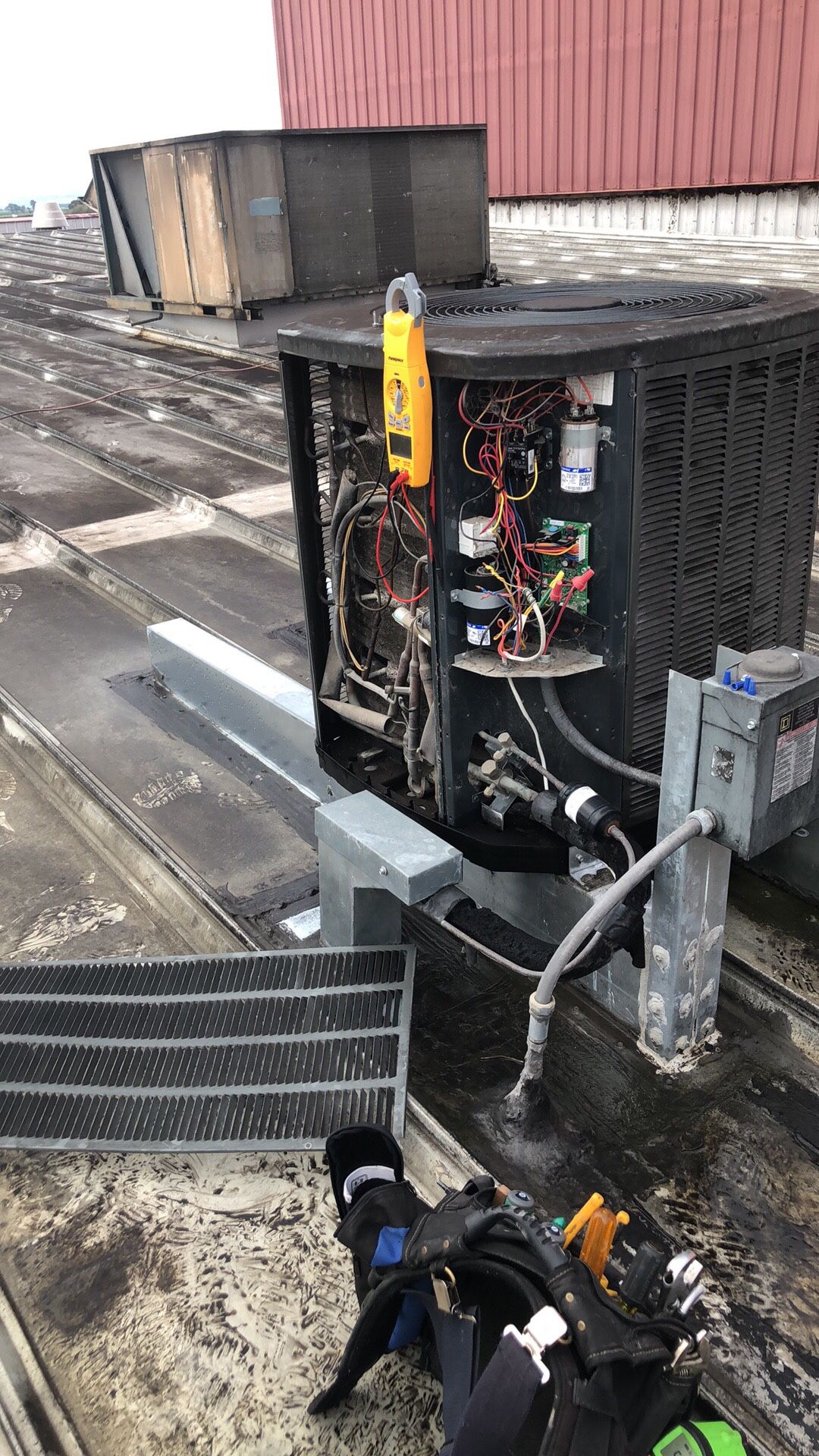 HEATERS & AIR CONDITIONING REPAIR AND REPLACEMENT