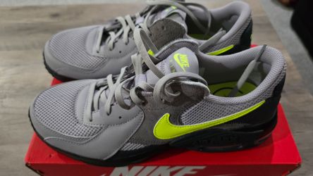 New NikeAir Max Excee