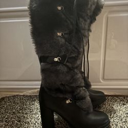 Women’s Fur Boots 