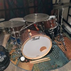 Drums 