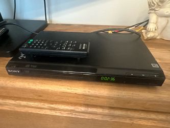 with Remote Sony DVD player with Remote