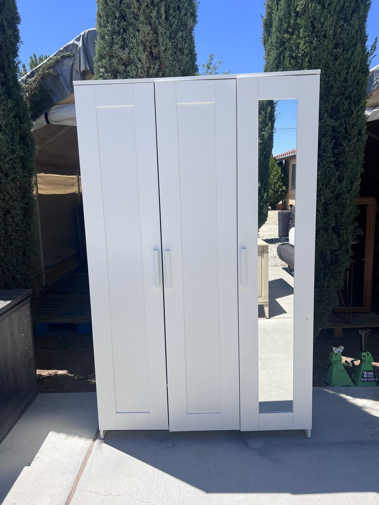 White Wardrobe! 