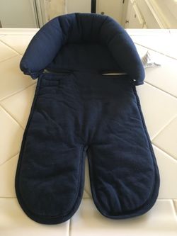 Baby head support for car seat