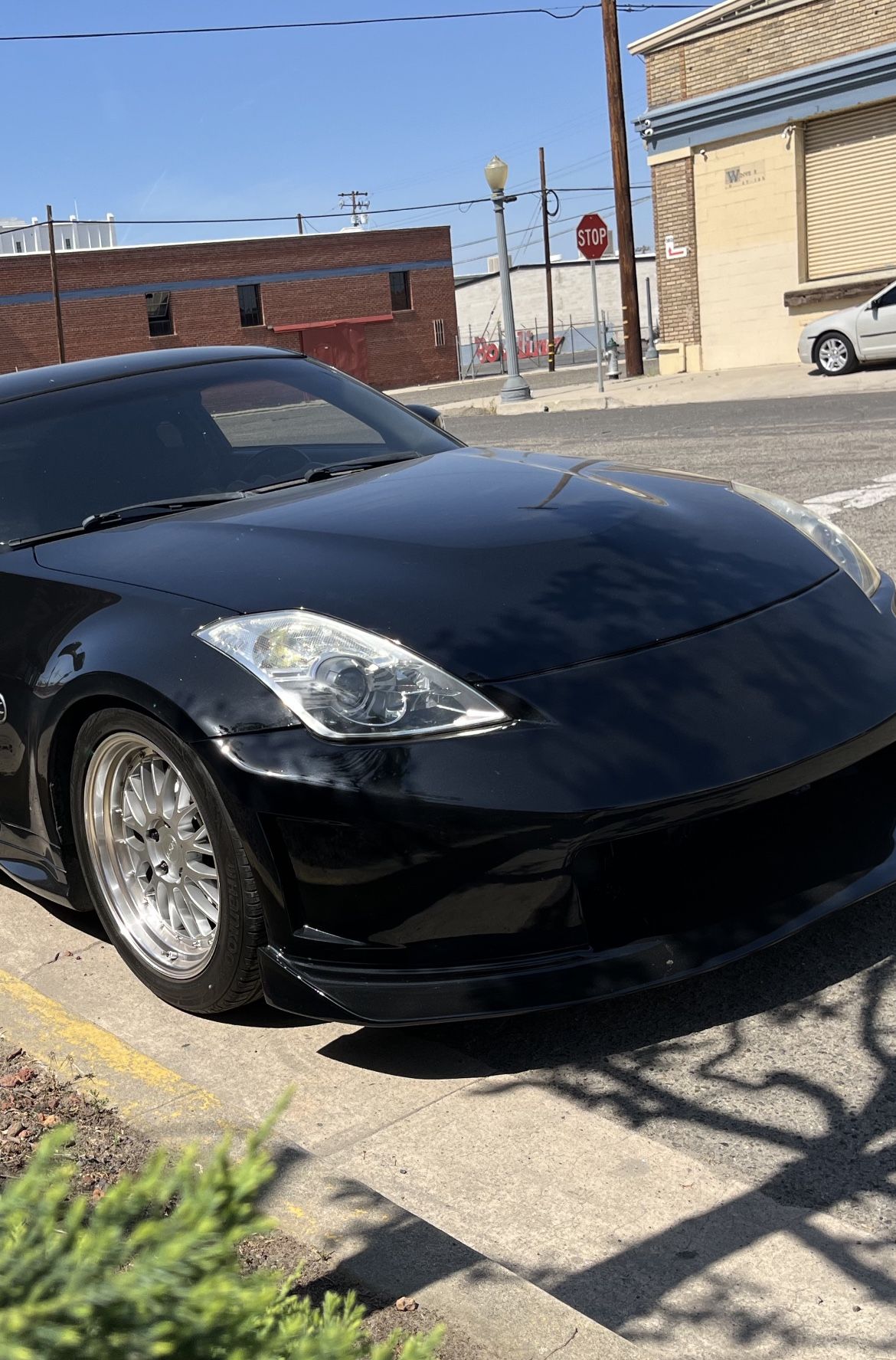 350z OEM HR Hood - Black