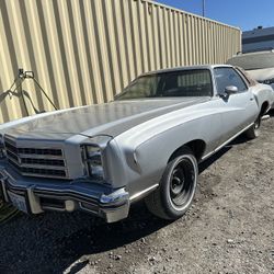 1976 CHEVY MONTR CARLO