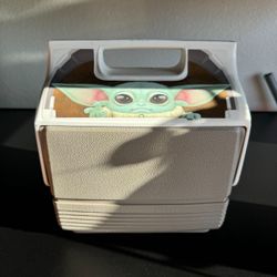 Igloo Grogu Mandalorian Kids Cooler