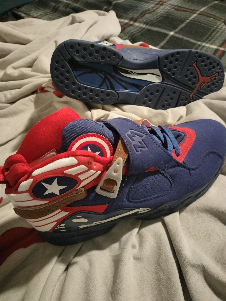 Custom Captain America Jordan 8