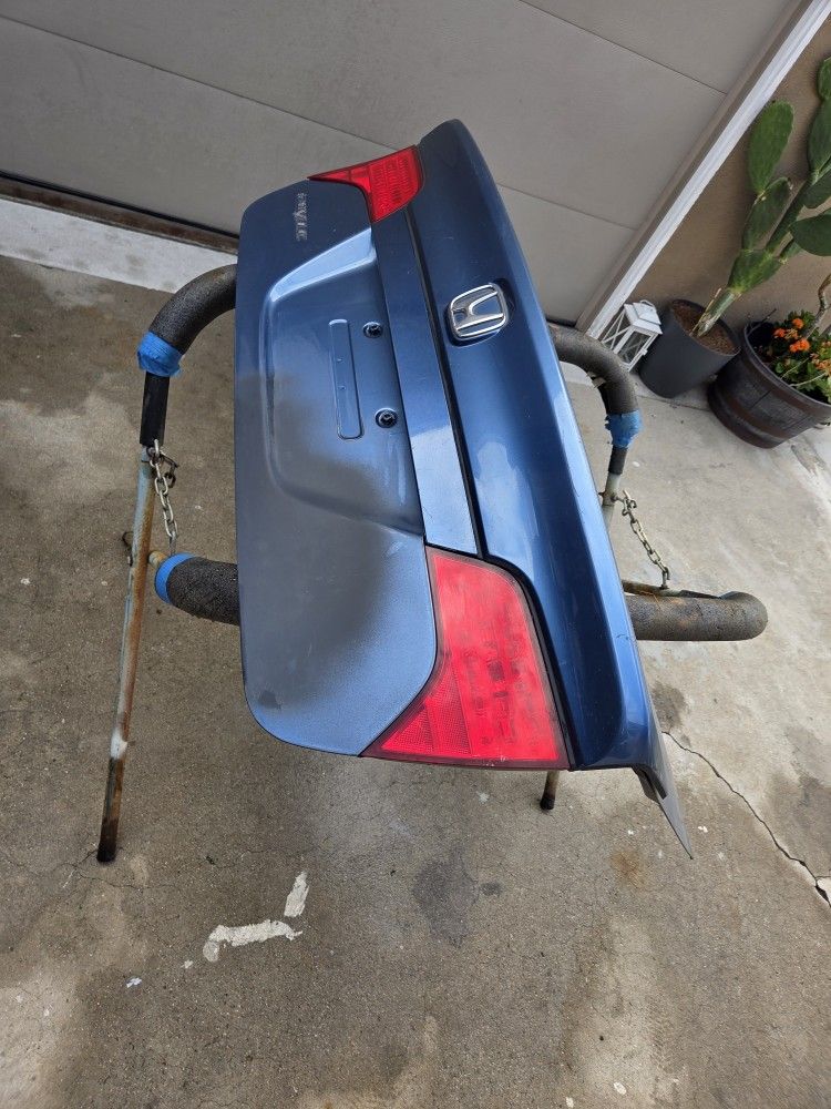 Del 2007 al 2011 Honda Civic Si Trunk