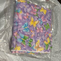 Beautiful Yardage For 4.00 Two Yard Pei