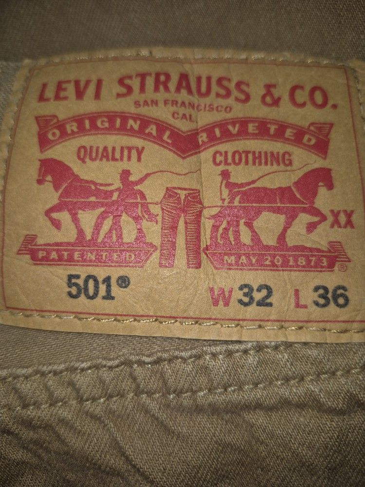 Levis 501 Button Fly